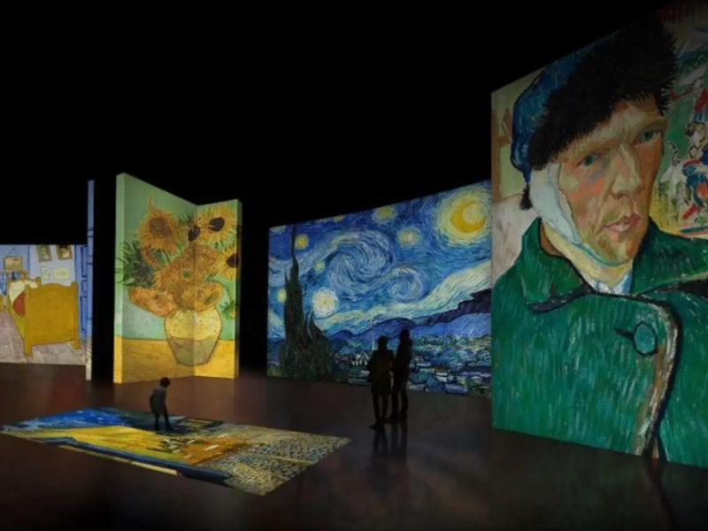 Immerse Yourself in Van Gogh's World!