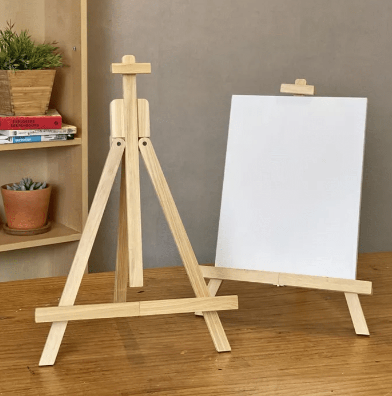 Easel Standard